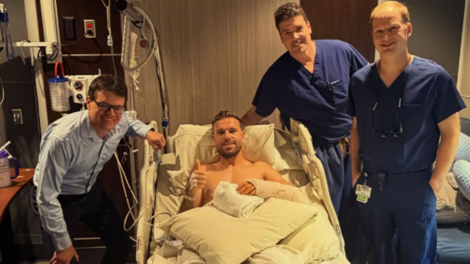 Jordan Henderson se Reincorpora a Inglaterra tras Cirugía por Festejos al Vencer a México
