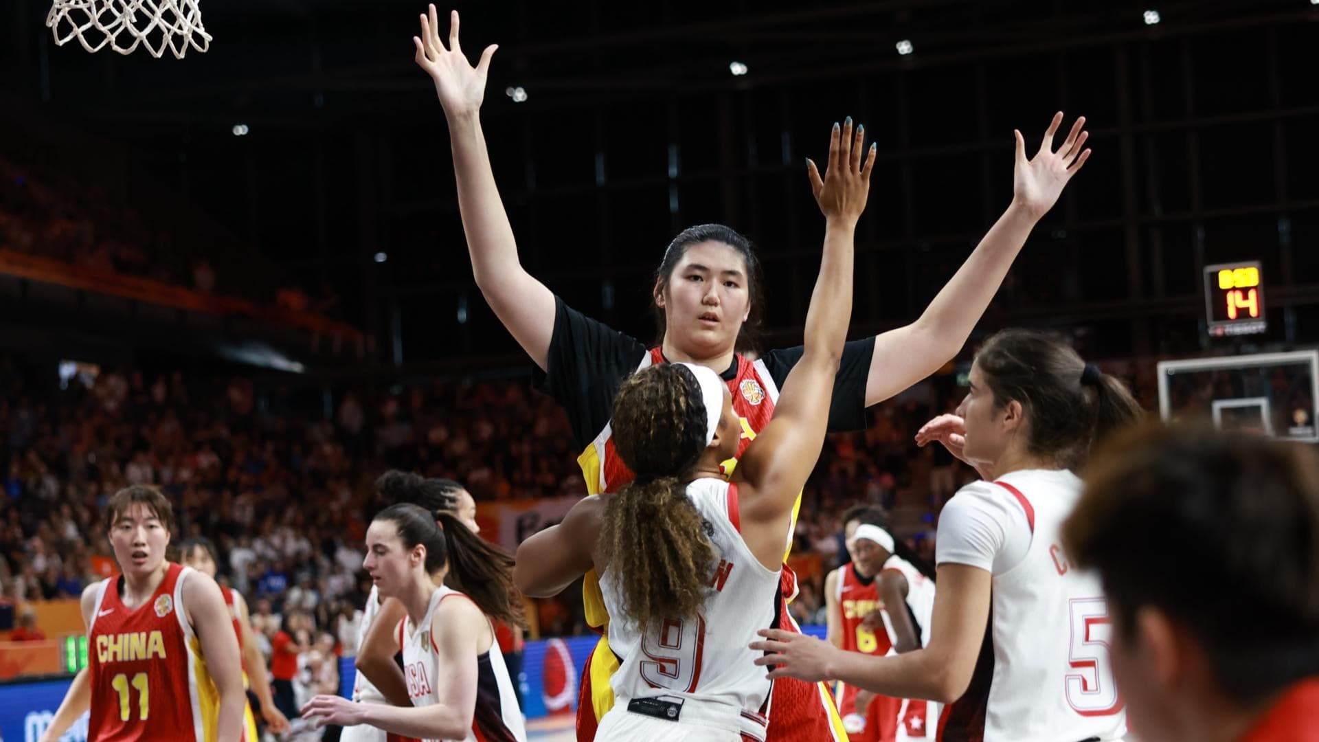 La jugadora de baloncesto china Zhang Ziyu