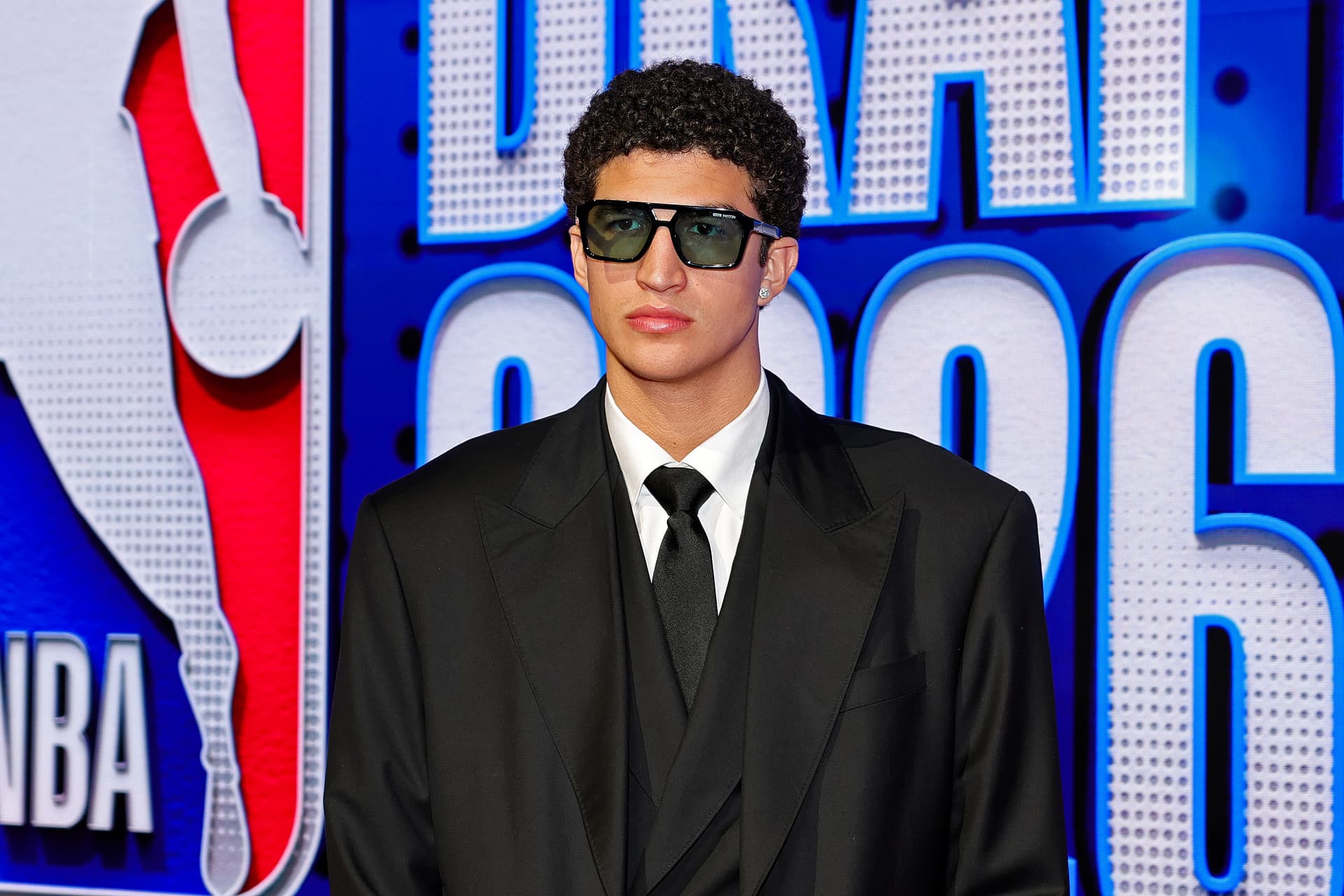 Mexicano Karim López Hace Historia en el Draft de la NBA; ¿En Qué Equipo Jugará y Qué Posición?