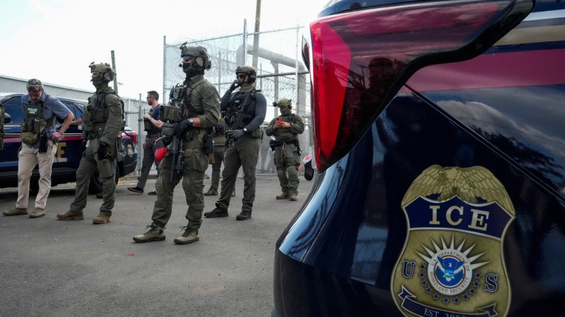 Karina Brucio fue detenida por agentes de ICE cuando viajaba en auto con su hija