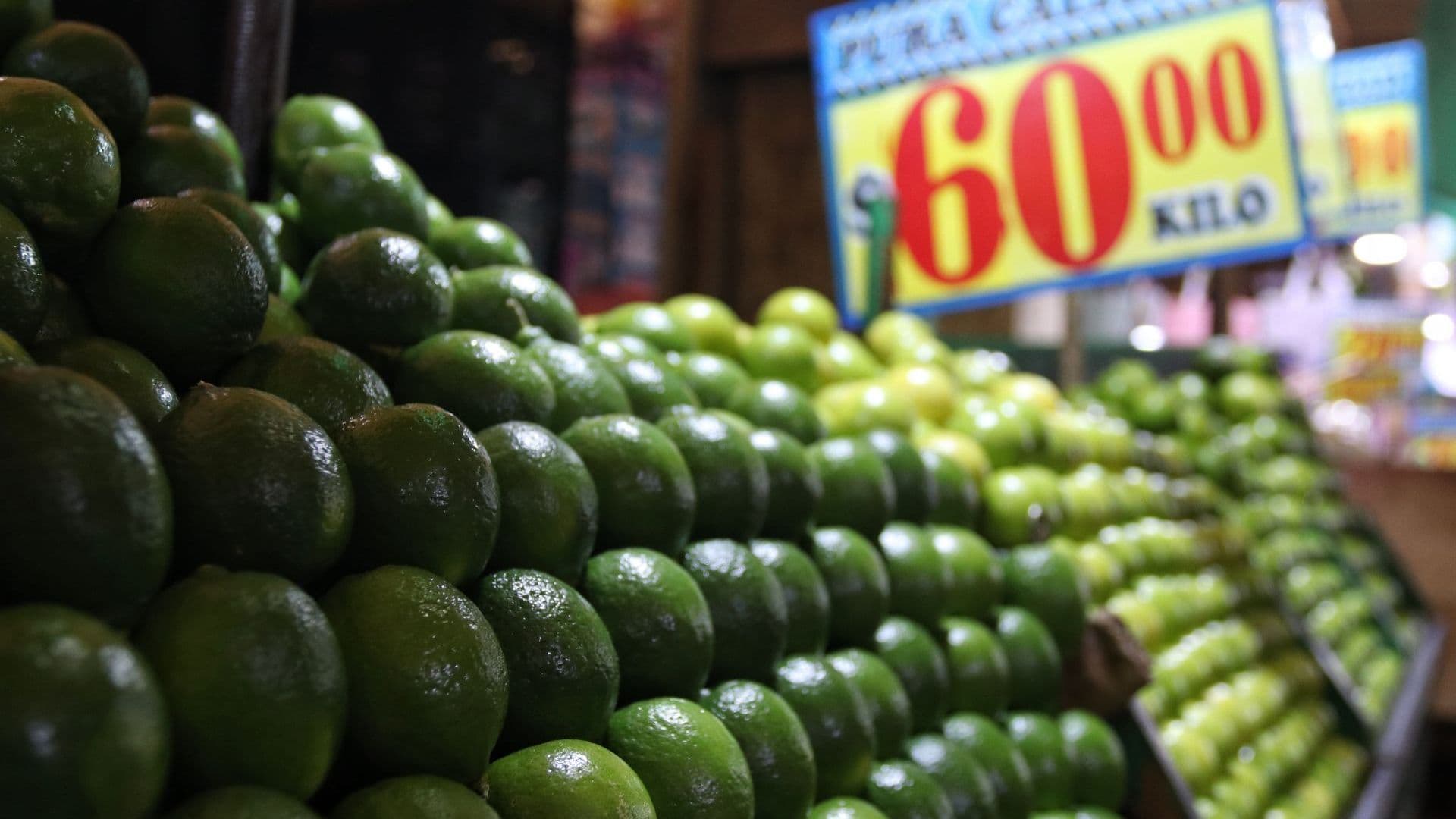 Venta de limón en mercado de México