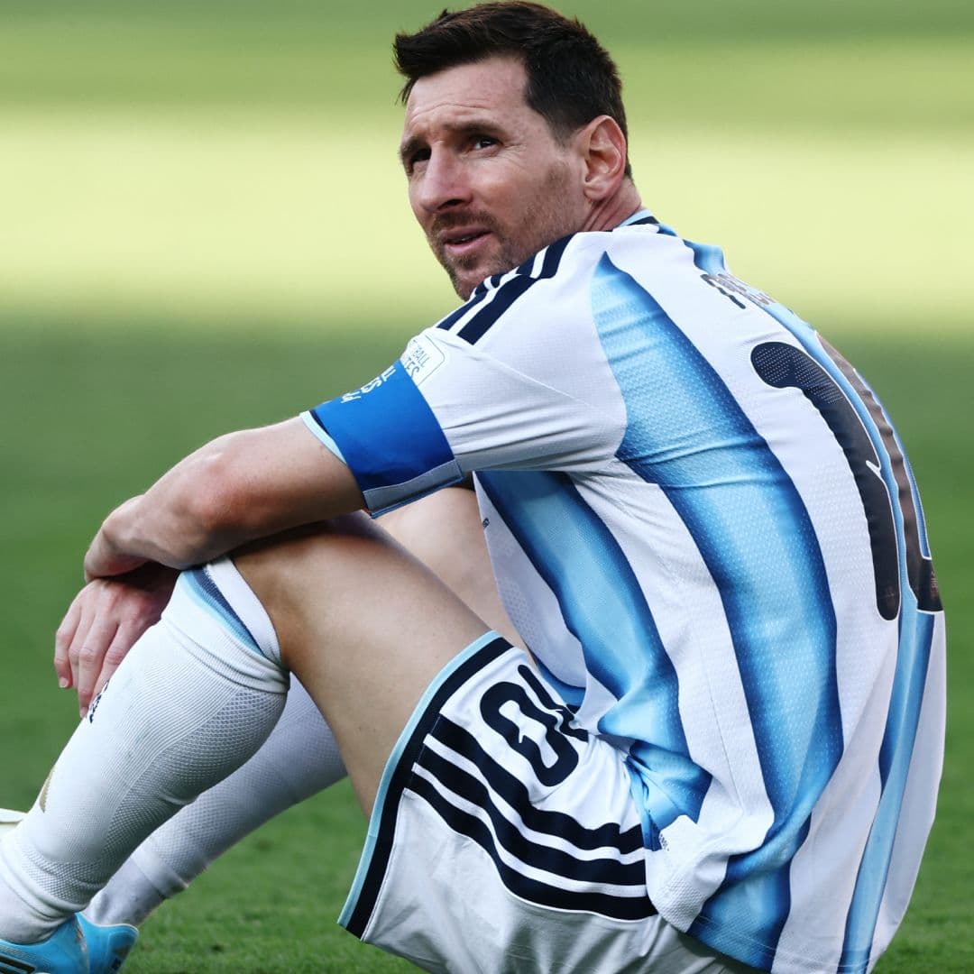 Messi Presenta Una Camiseta Especial para Su Despedida de 'La Albiceleste'