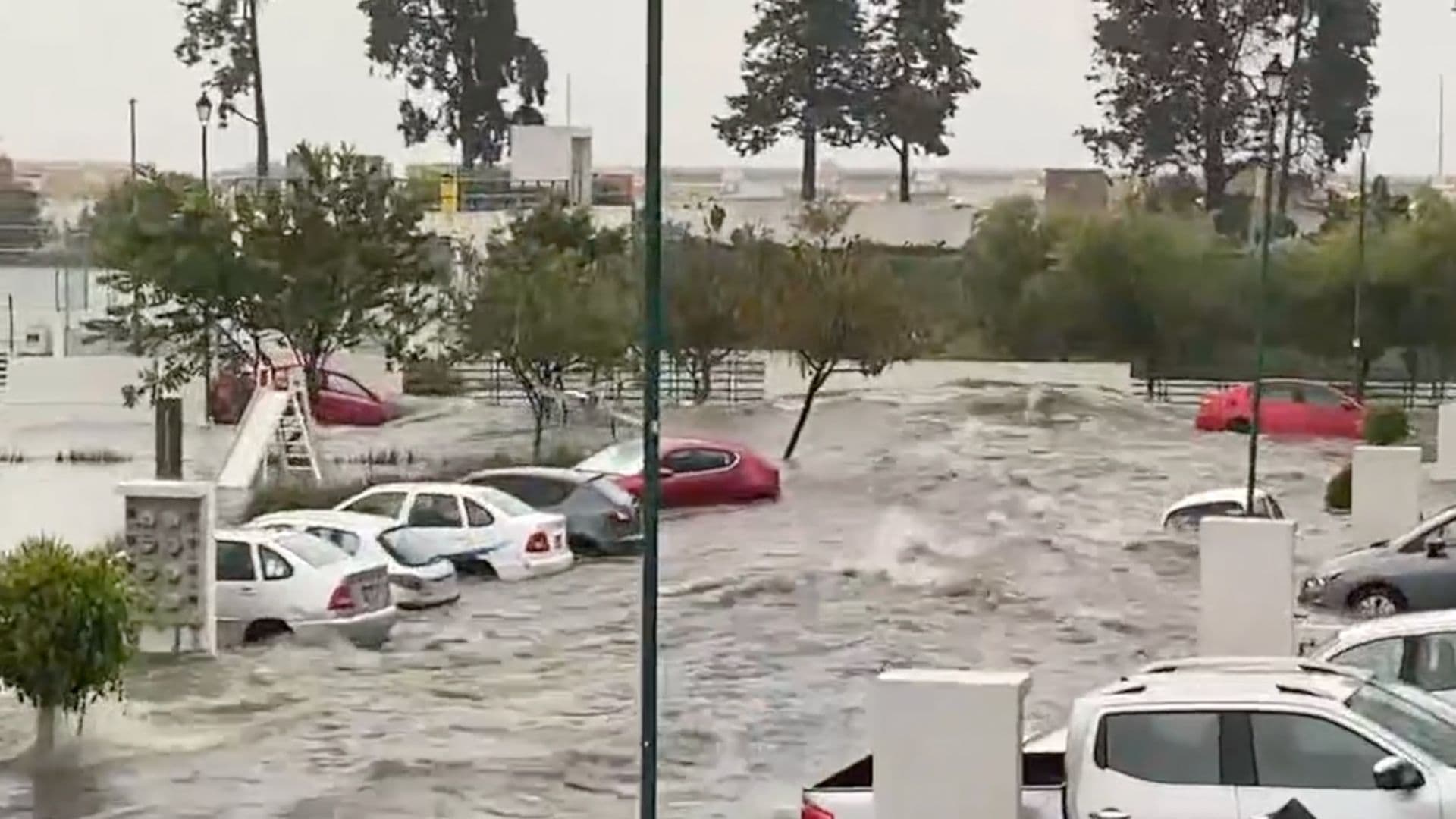 Inundación por lluvia en Puebla.