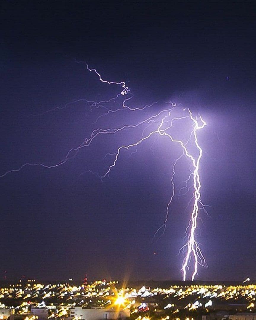 Rayos iluminan el Valle de Culiacán durante tormenta eléctrica en septiembre de 2015.