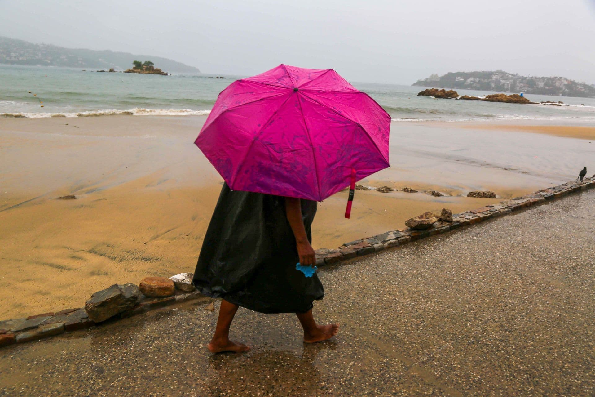 Desde las últimas horas del domingo, Acapulco registra precipitaciones asociadas a la Tormenta Tropical Boris