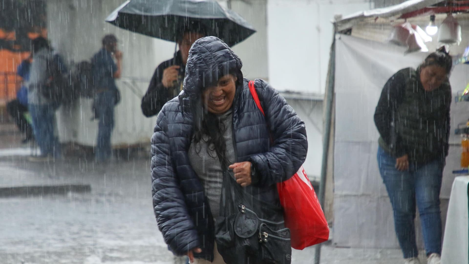 Lluvias ya provocan afectaciones en la CDMX
