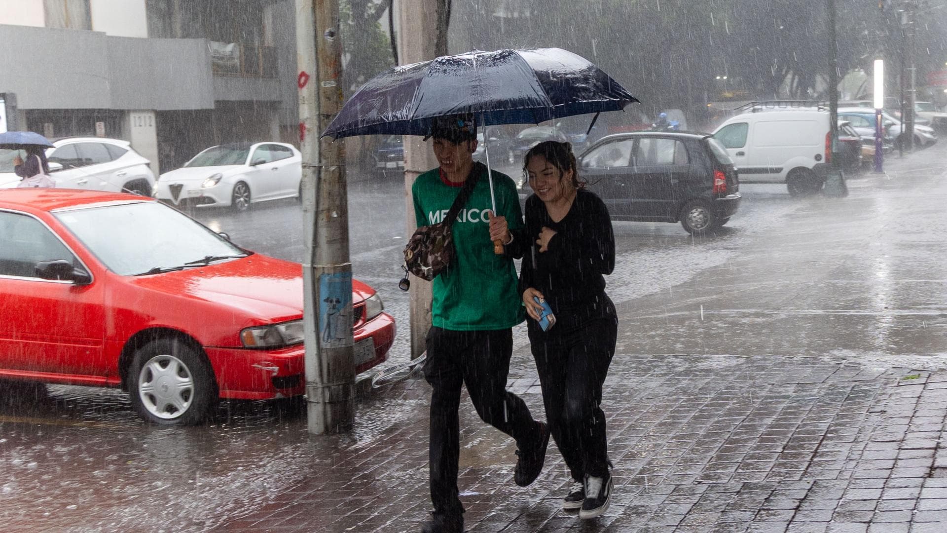 Lluvia en la Ciudad de México el 12 de julio 2026. Foto: Cuartoscuro | Archivo