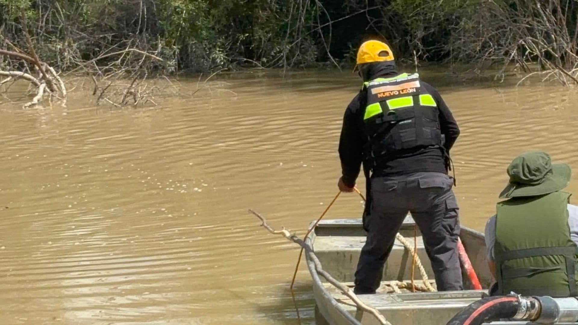 Localizan cuerpo en Río Salado
