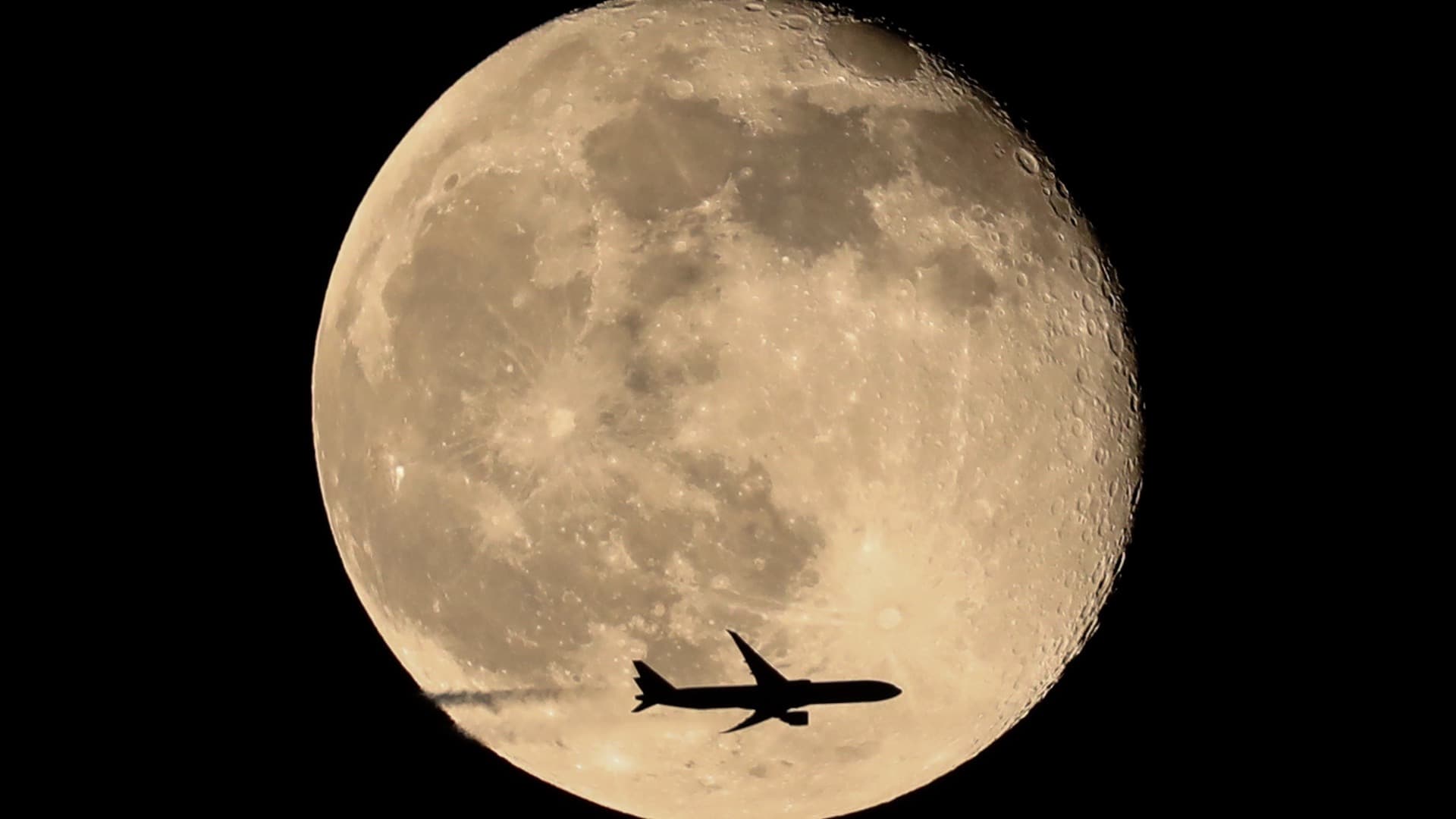 Habrá superluna en noviembre; estos son los eventos astronómicos del mes