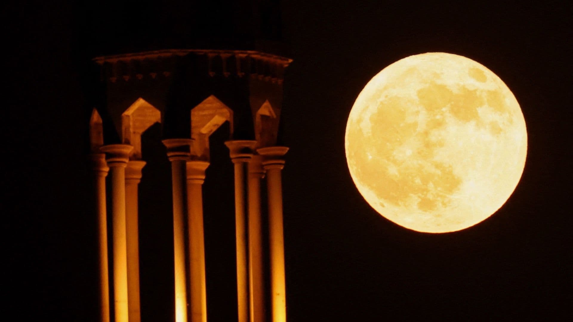 Luna llena en El Cairo
