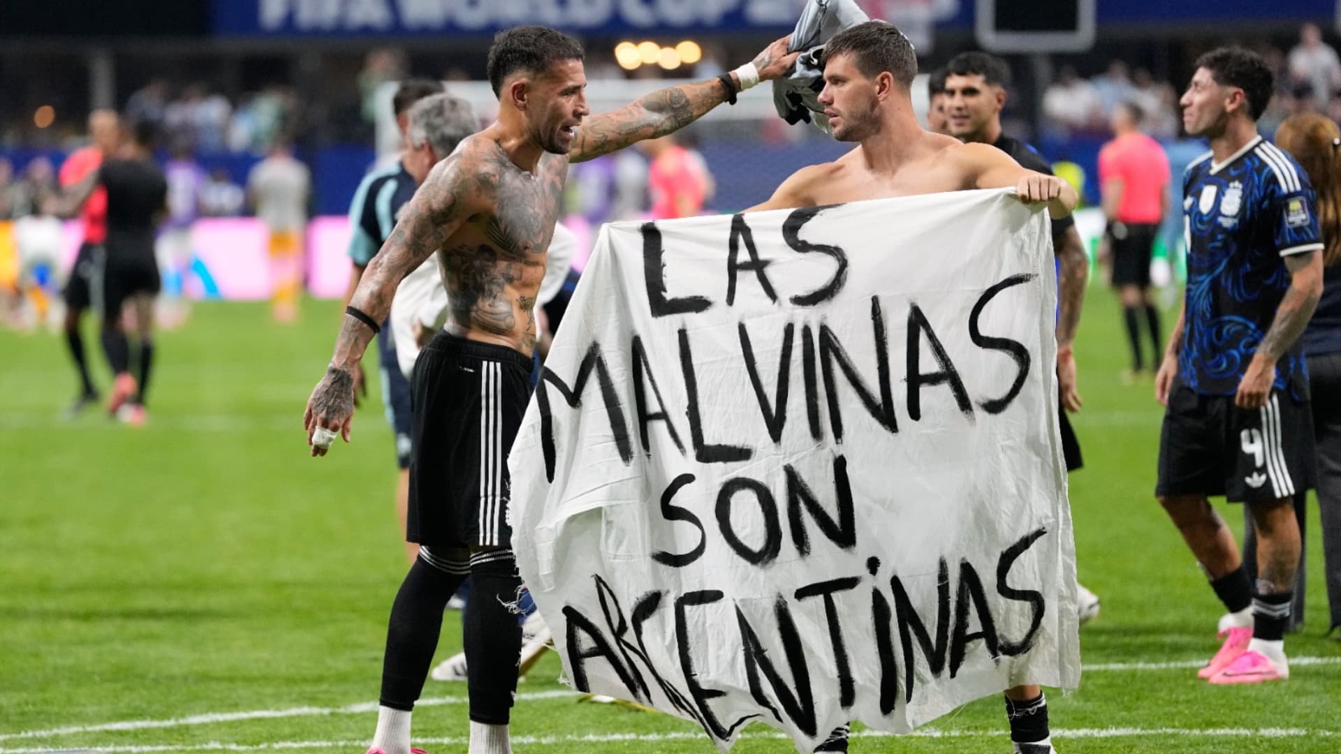 ¿Podrían Sancionar a Argentina para la Final por Festejo con Manta sobre Malvinas tras Partido vs Inglaterra?