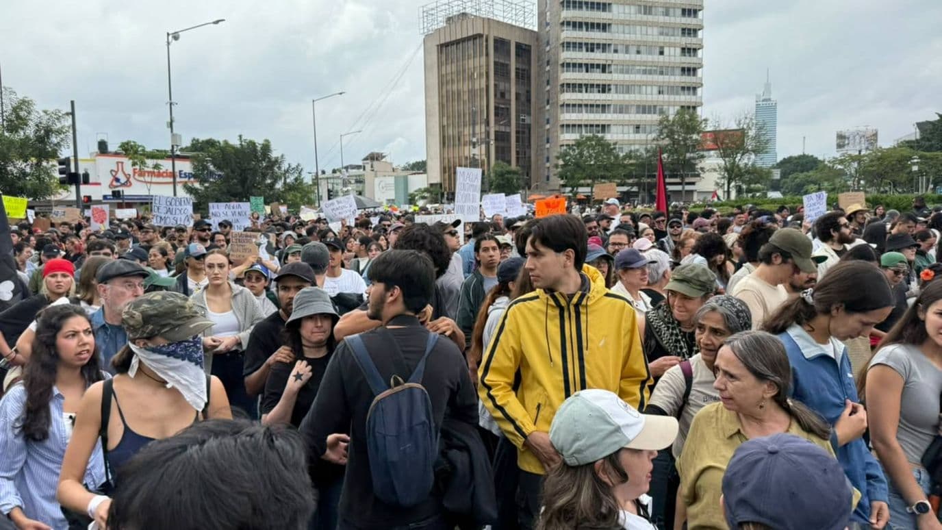 manifestación por agua