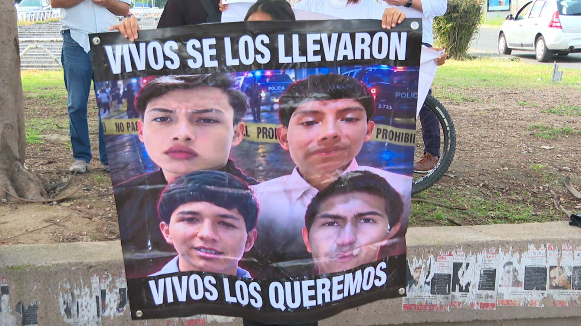 lona con desaparecidos