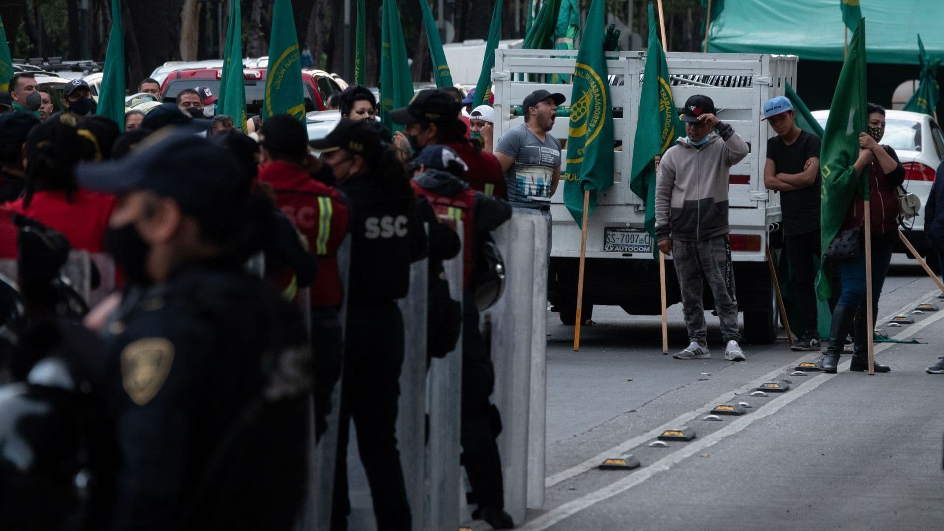 Integrantes de la UNTA