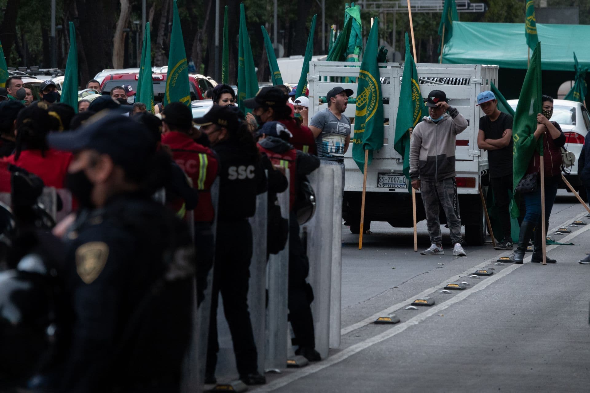 Bloqueo de Agricultores en CDMX: Alternativa Vial para Evitar Cierre