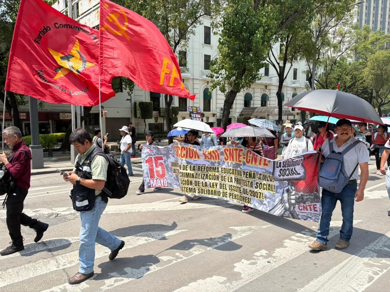 Marcha de la CNTE hoy 25 de mayo 2026, en CDMX