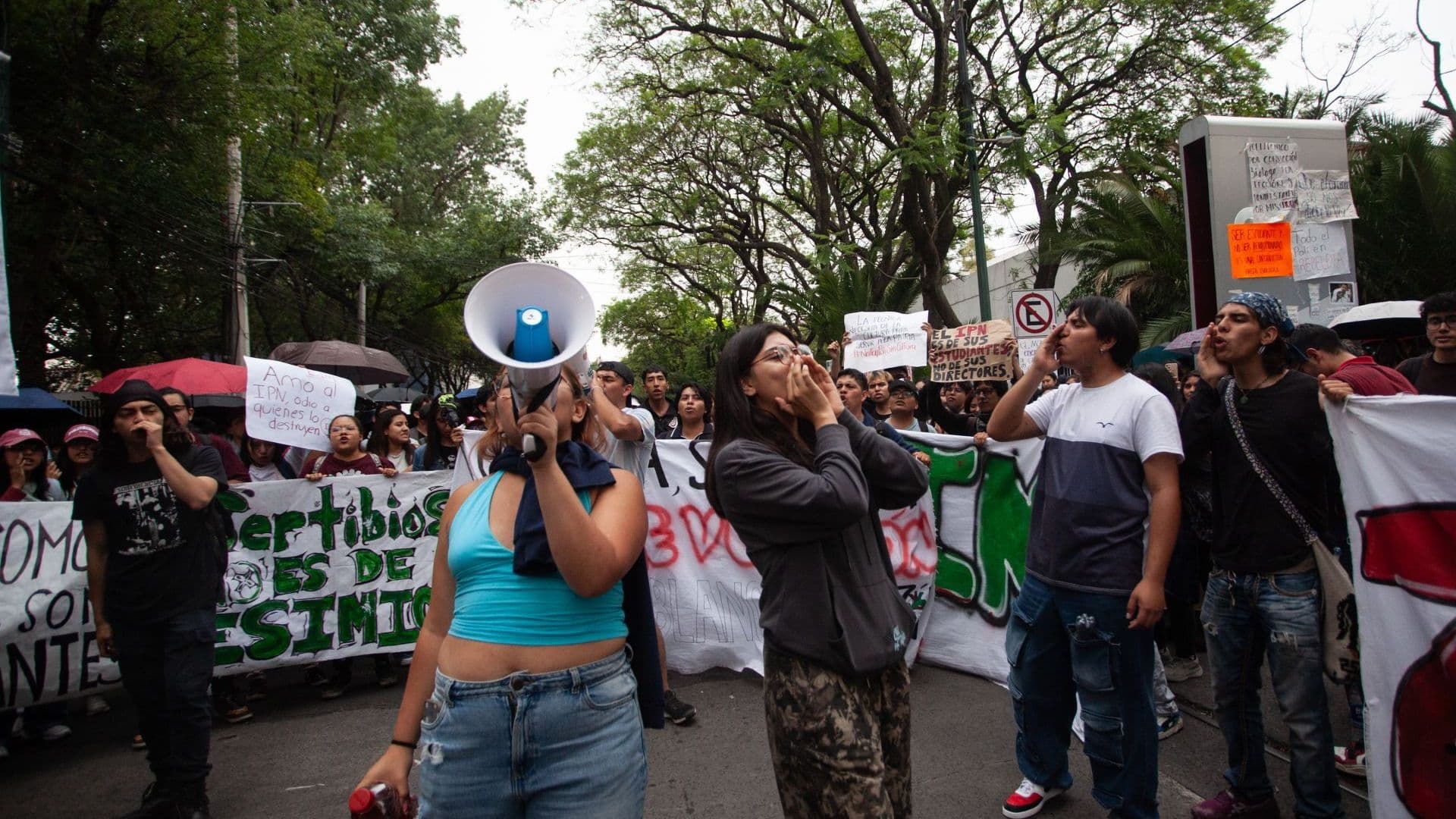 Marcha del Instituto Politécnico Nacional, en CDMX