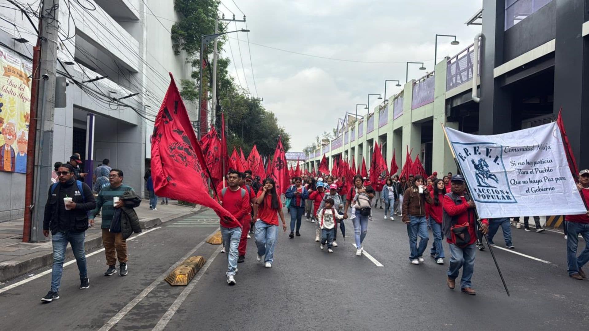 Marcha del Frente Popular Francisco Villa Independiente en Ciudad de México. Foto: N+