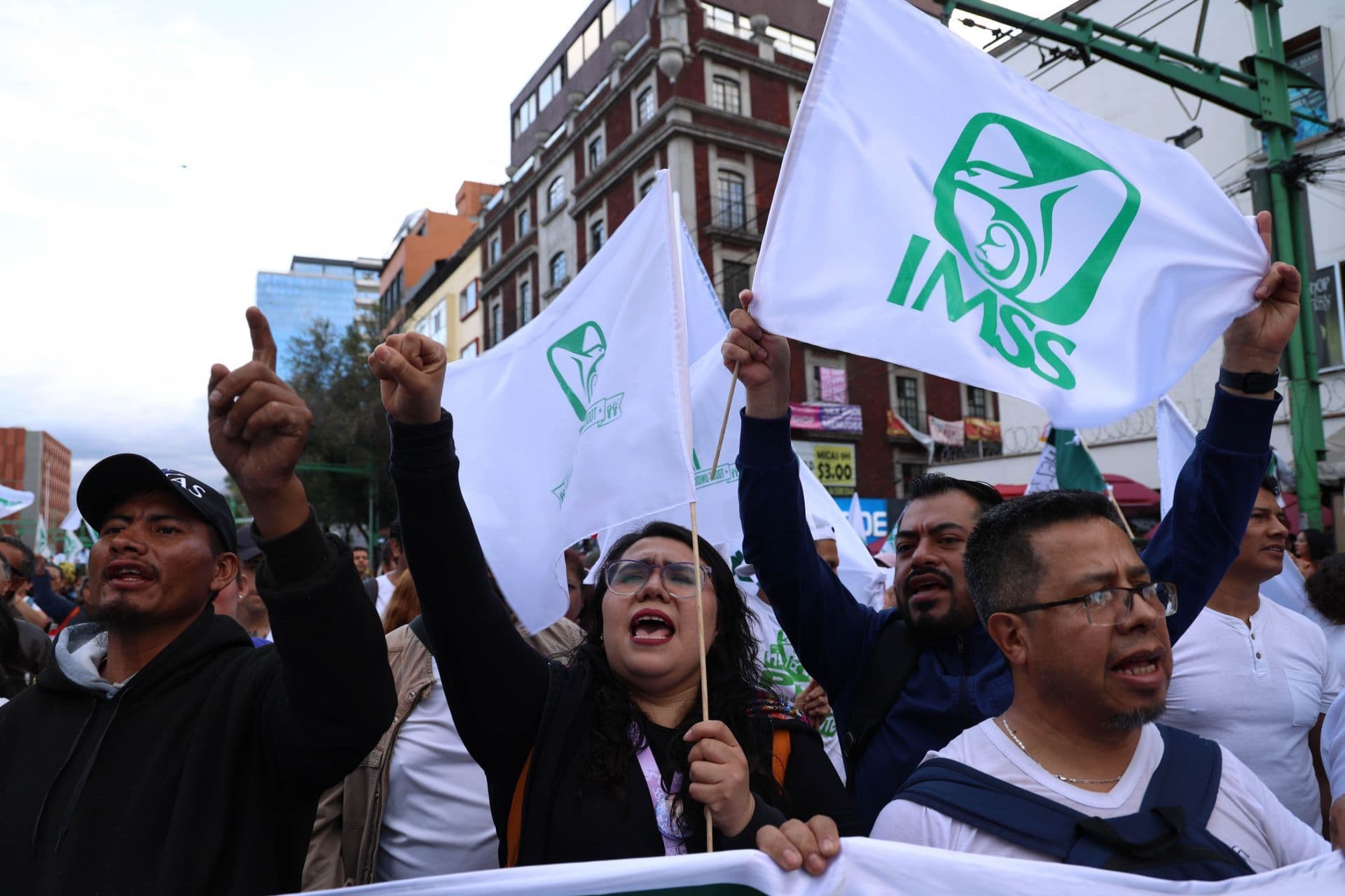 Trabajadores del IMSS