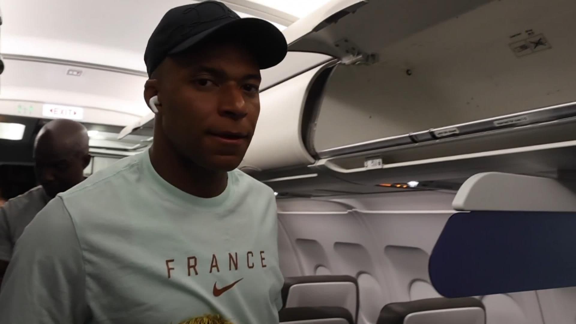 Selección de Francia en avión de ICE