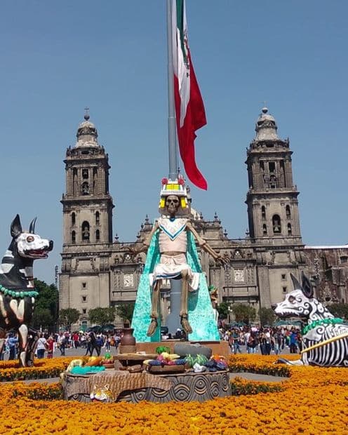 La Megaofrenda en el Zócalo de CDMX es uno de los eventos más importantes en Día de Muertos 2026