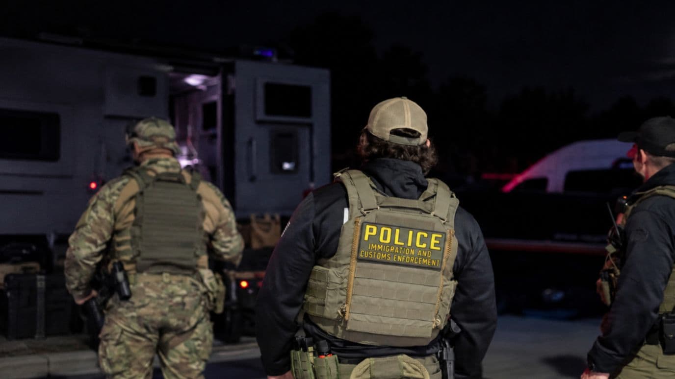 ICE Atropella a Mexicano en Operativo Migratorio en Houston, Texas