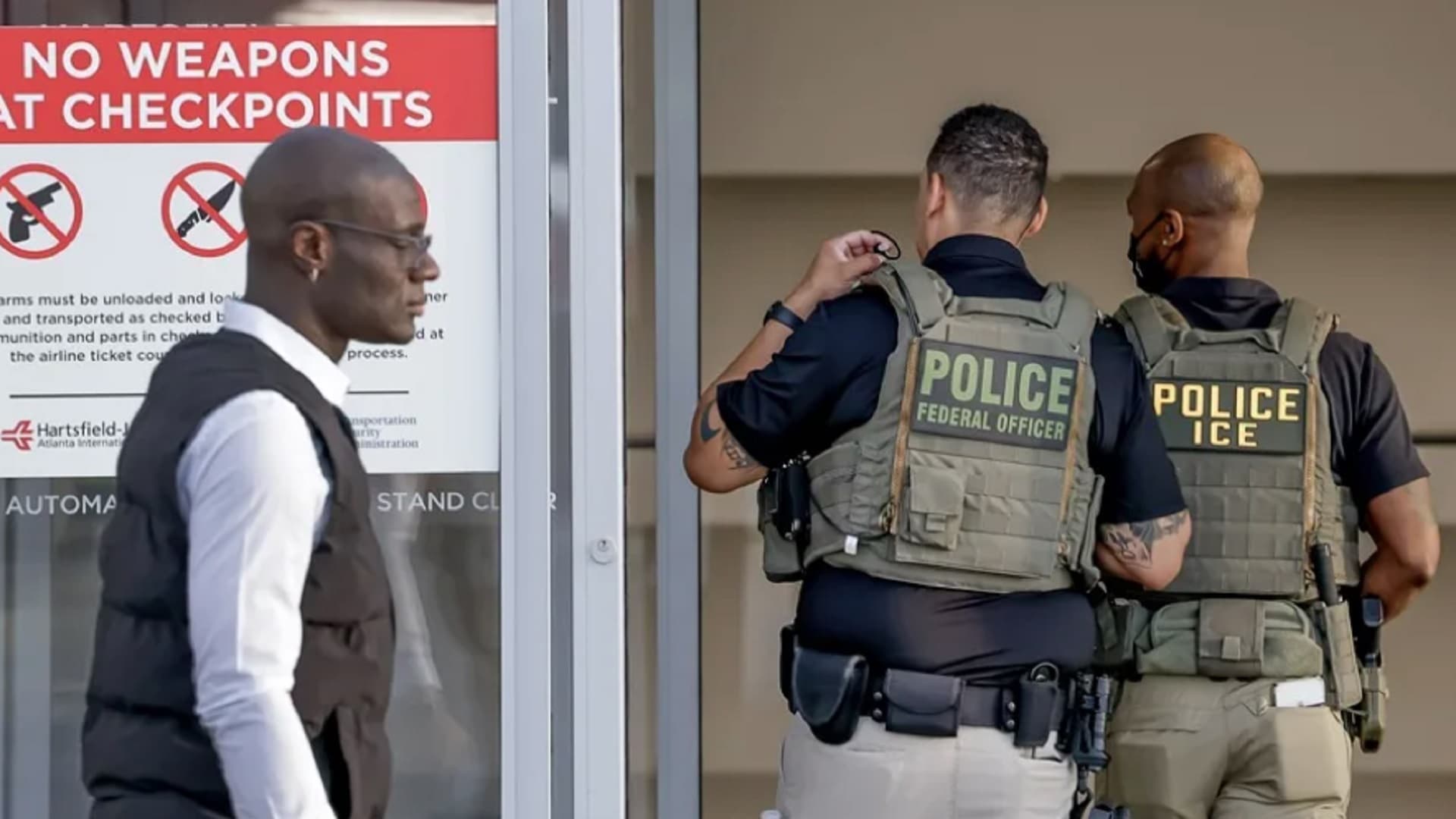 Agentes del ICE