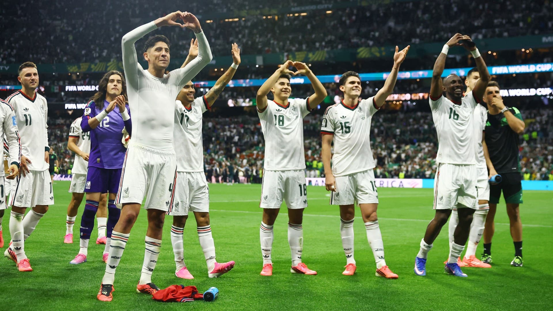 México festeja el triunfo ante Chequia en el Mundial 2026