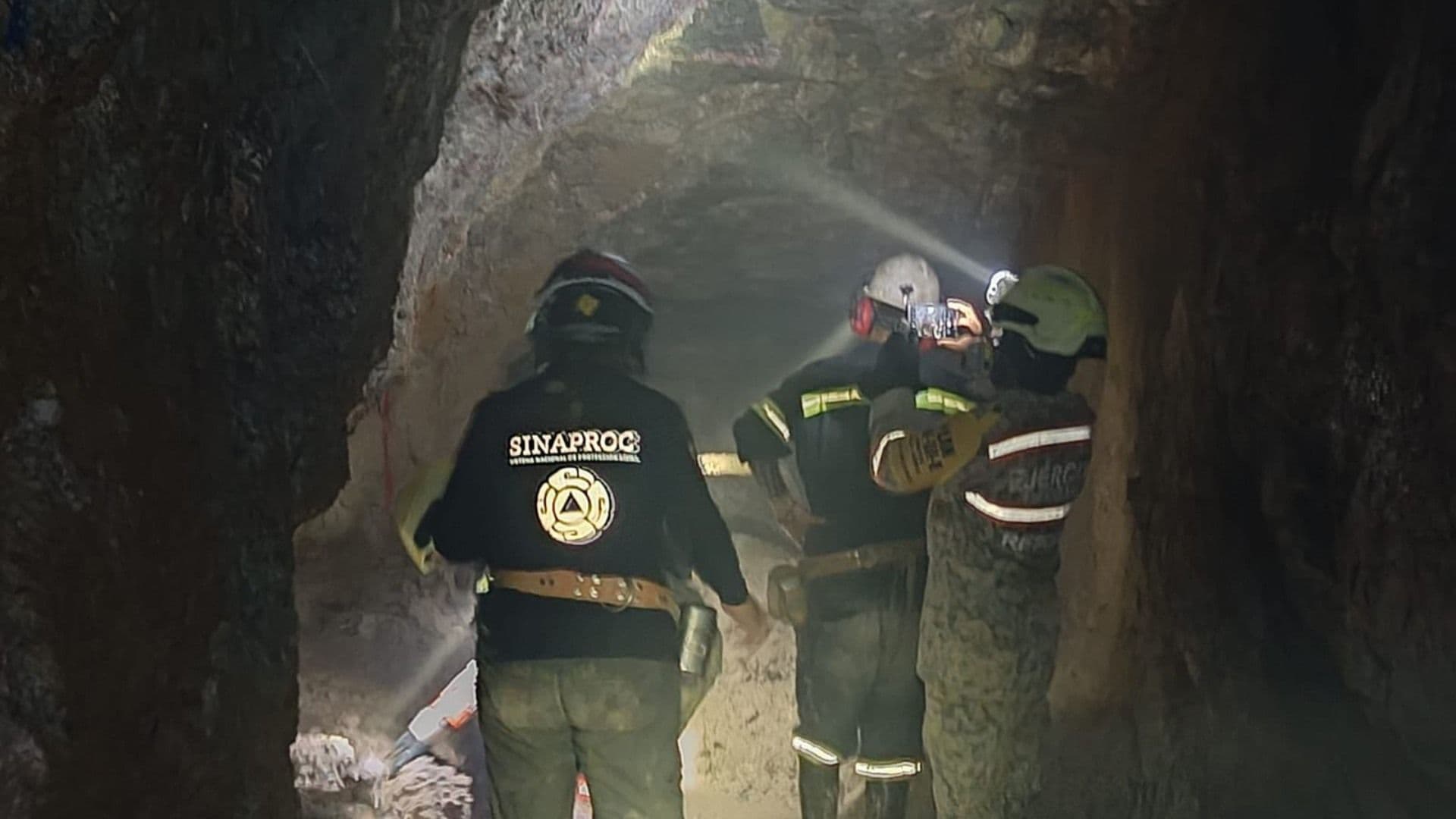 Los mineros quedaron atrapados tras colapso de Mina Santa Fe