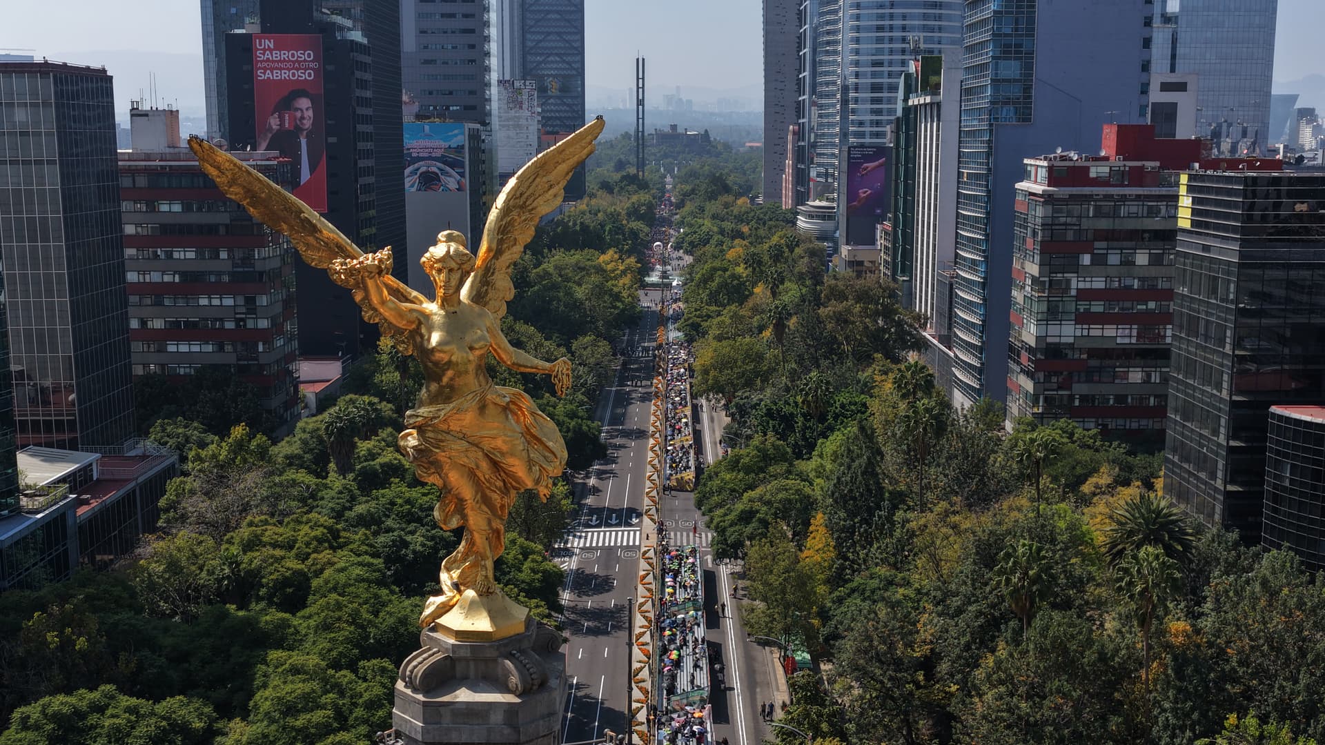 Avance del Desfile de Día de Muertos