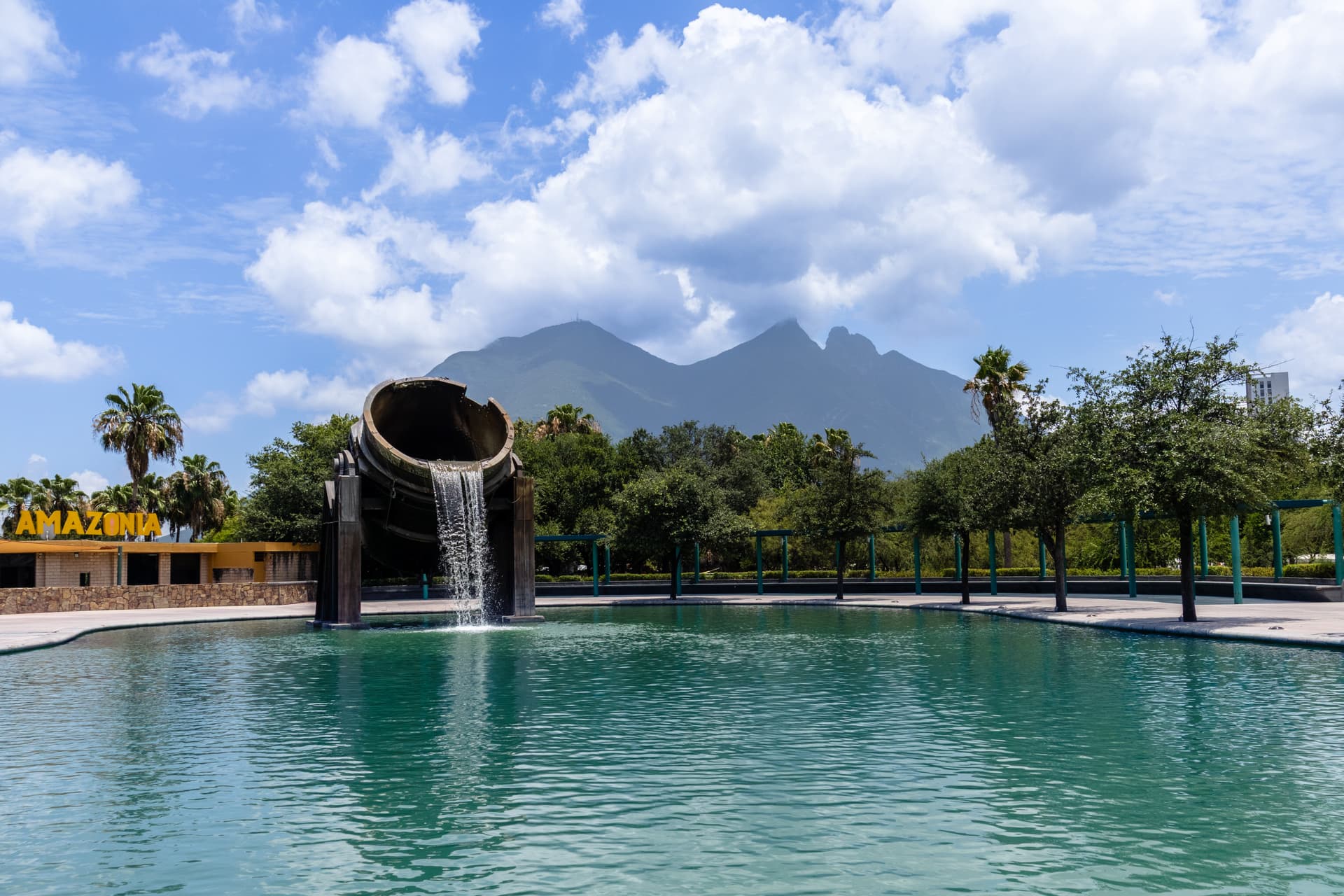 Paseo Santa Lucía y Cerro de la Silla