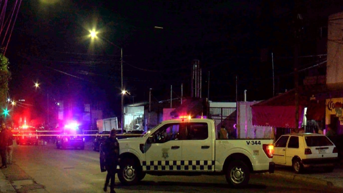 Policías