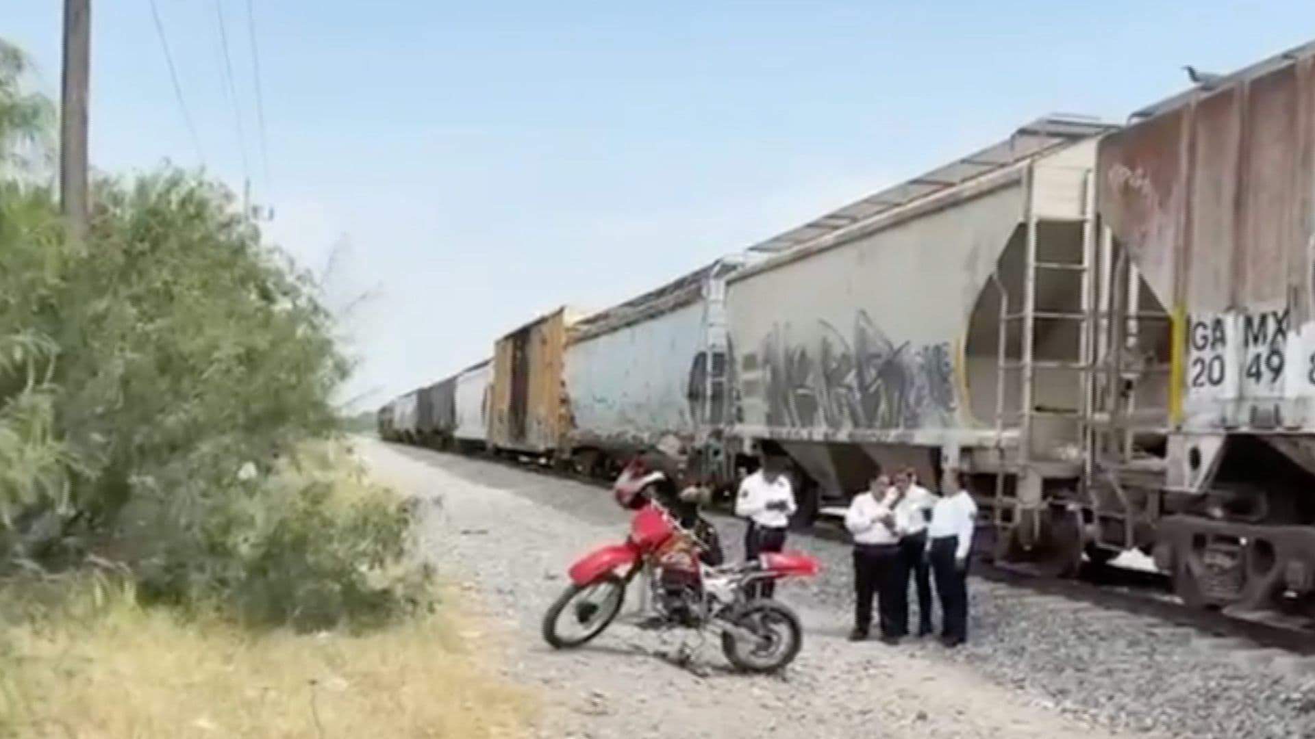 Tren embiste motocicleta