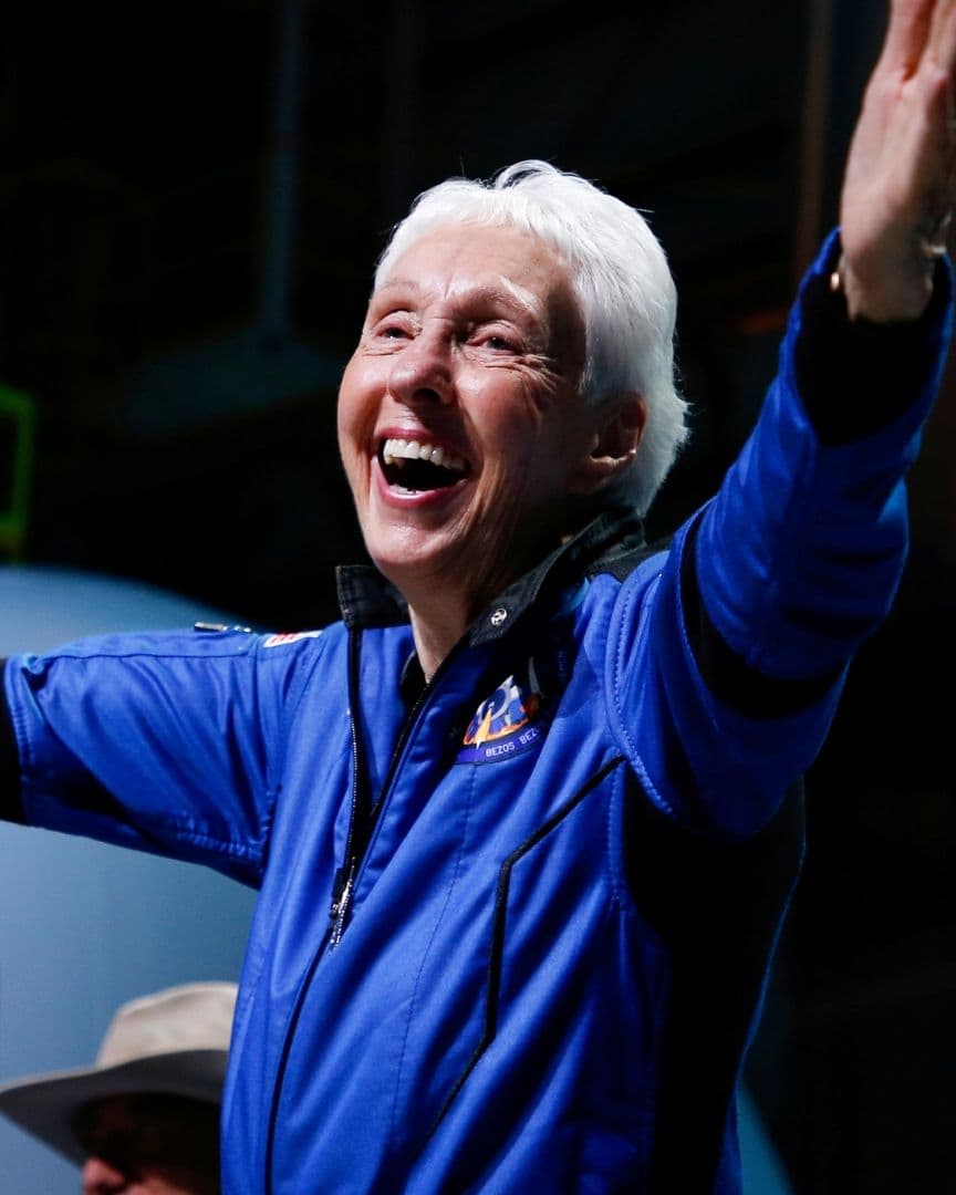 Muere Wally Funk, la Mujer de Más Edad que a los 82 Años Viajó al Espacio