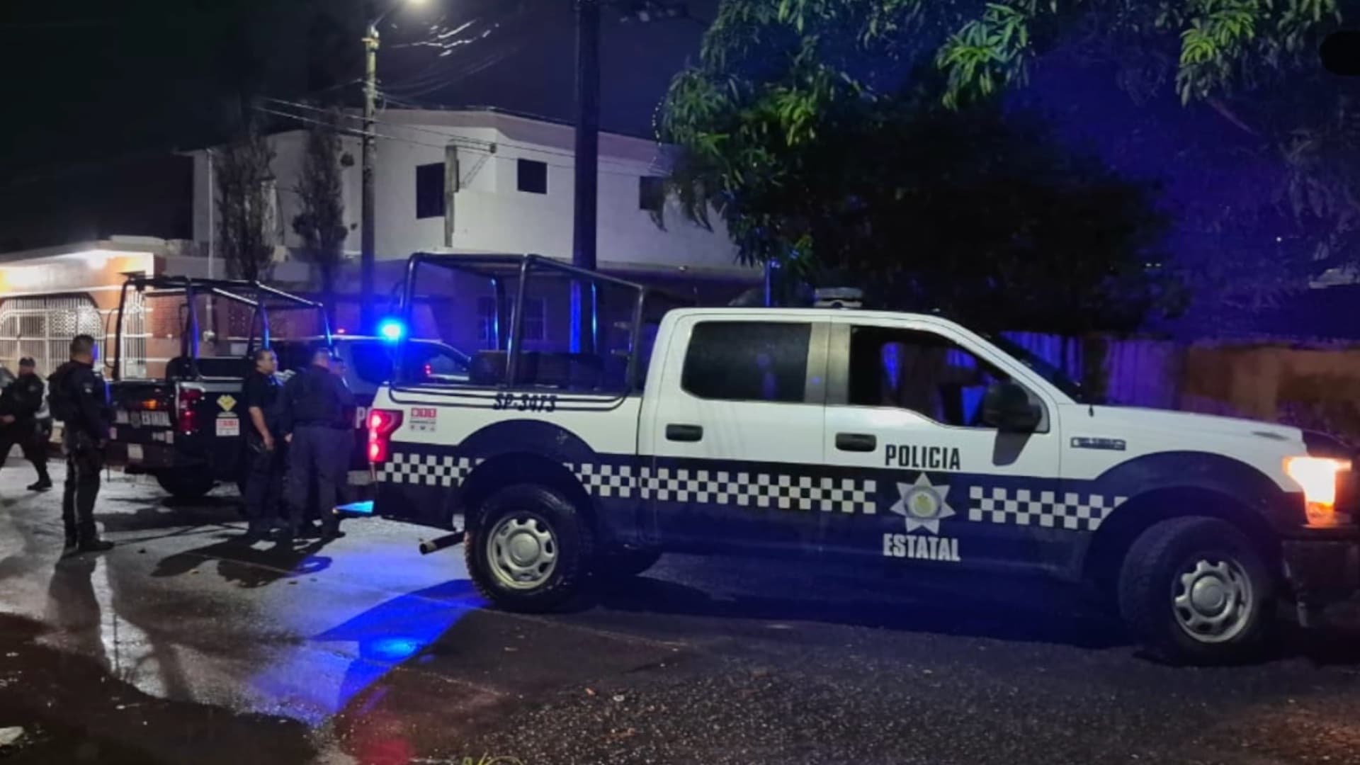 Un hombre al que vecinos llamaban "Snoopy" fue encontrado muerto y sin ropa, en la vía pública. Foto: Manuel Monroy
