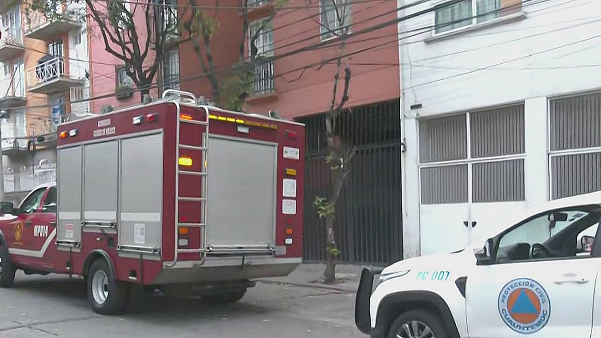 Servicios de emergencia en la colonia Guerrero, CDMX, por reporte de persona sin vida. Foto: Captura de pantalla