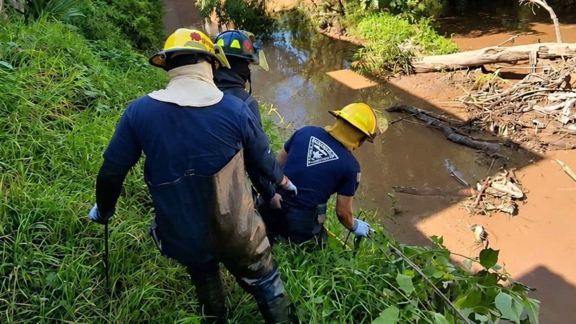 Muerto en el Río Atoyac en San Martín Texmelucan, Puebla.