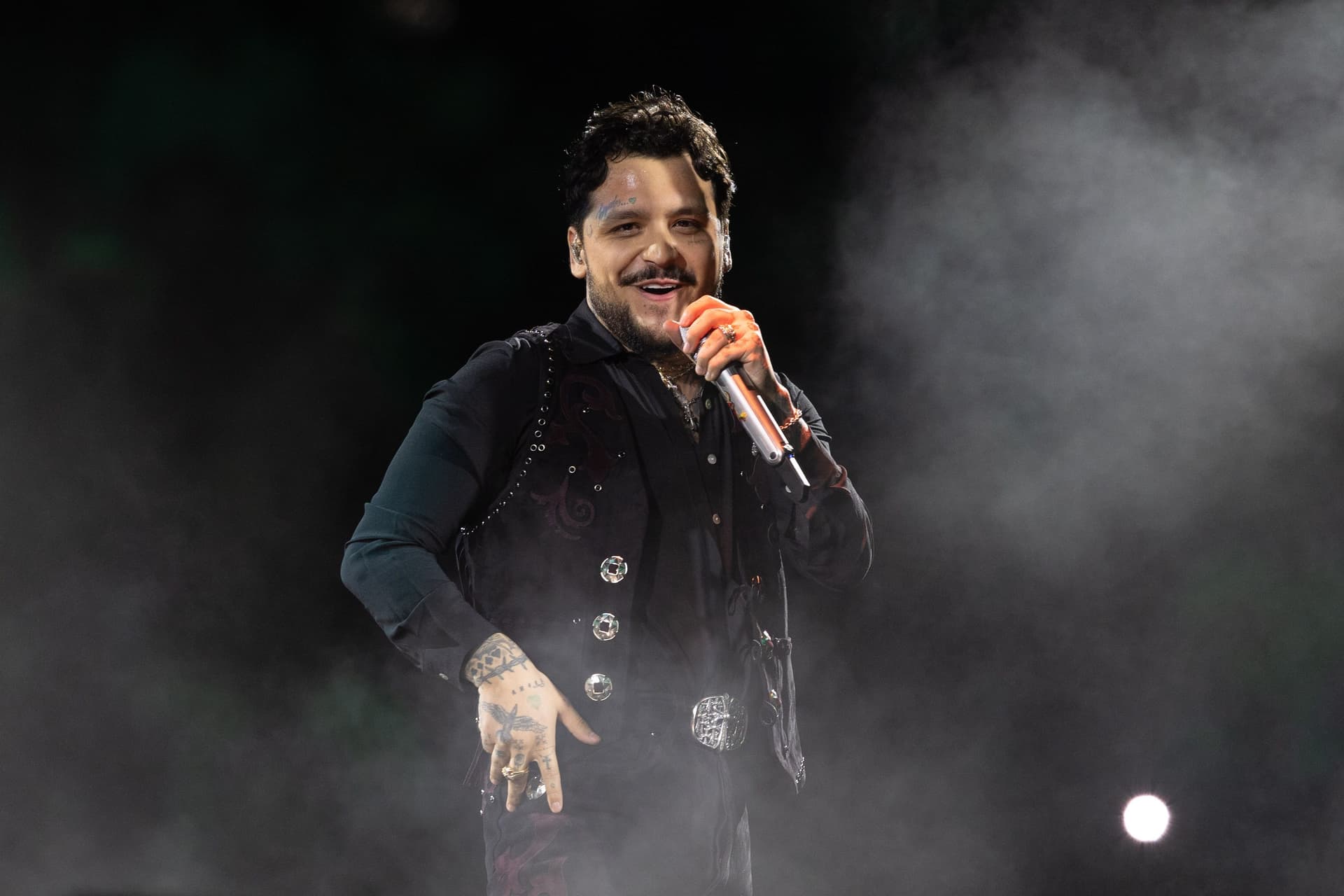 Christian Nodal Aclara Inconformidad sobre 'Ley Cazzu'