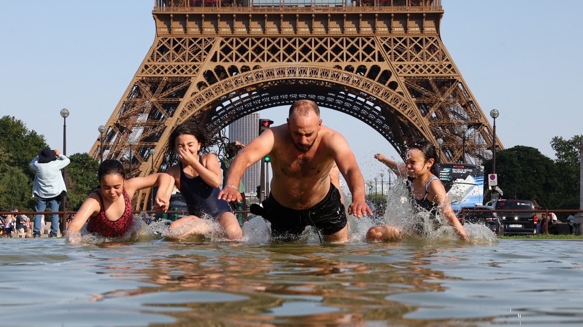 Europa se Calcina con Ola de Calor de Casi 40 Grados; Cierran Museos y Monumentos ¿Cuándo Termina?