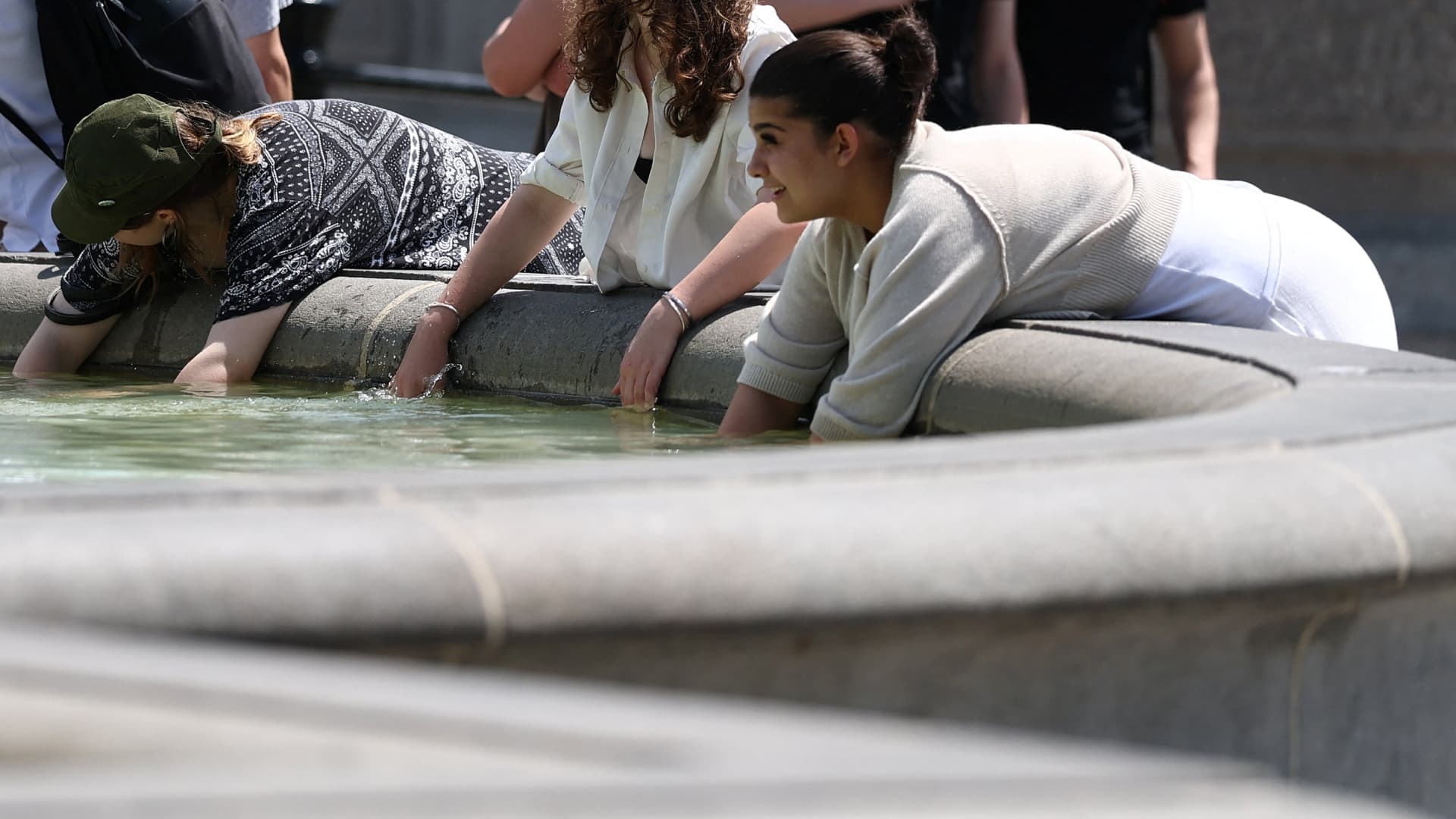 Europa se Calcina con Ola de Calor de Casi 40 Grados; Cierran Museos y Monumentos ¿Cuándo Termina?