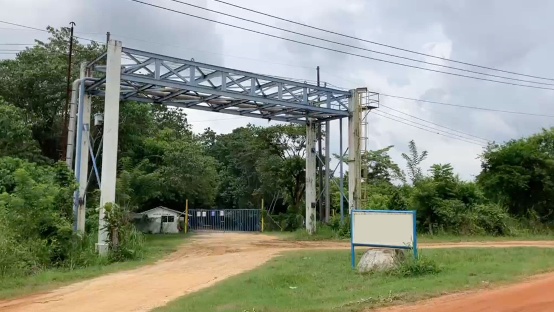 Habitantes de Acayucan y Soconusco, Veracruz, Reportan Fuertes Olores a Amoniaco