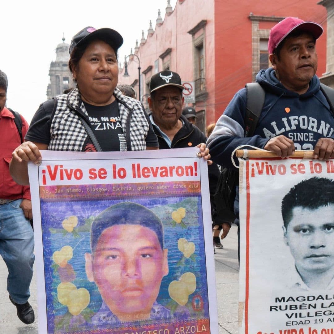 Protesta de padres de normalistas desaparecidos de Ayotzinapa