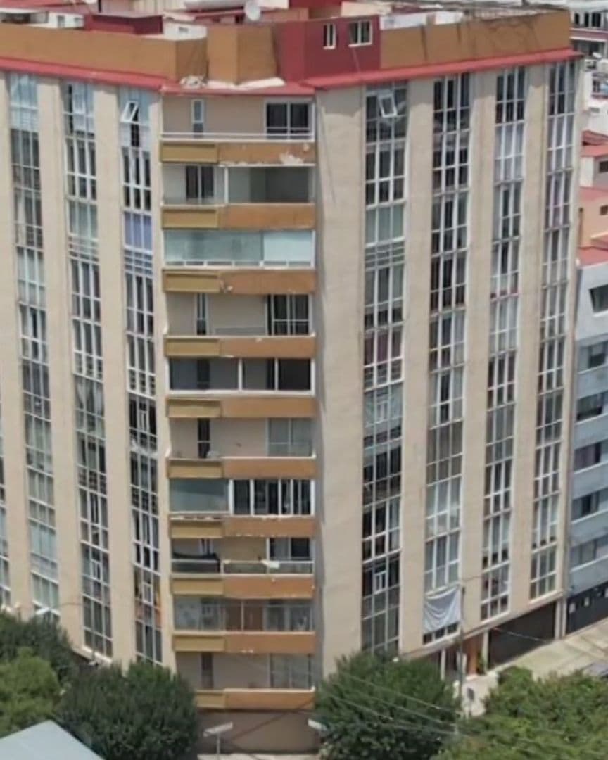 Edificio en Patricio Sanz dañado por el sismo de 2017.