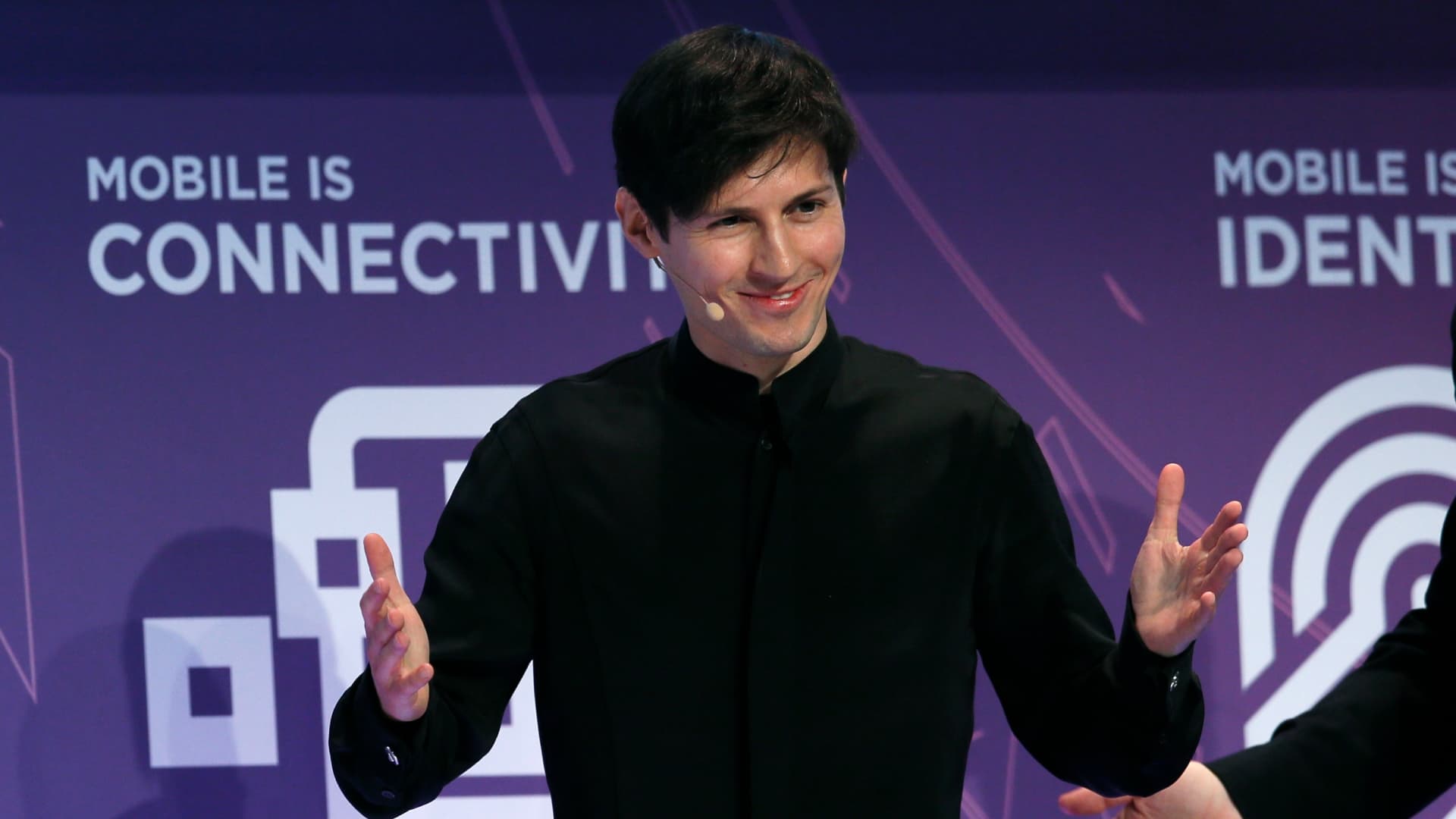 Pável Dúrov, Fundador de Telegram que Pasó de Ser Perseguido por Putin al Más Buscado en el Mundo