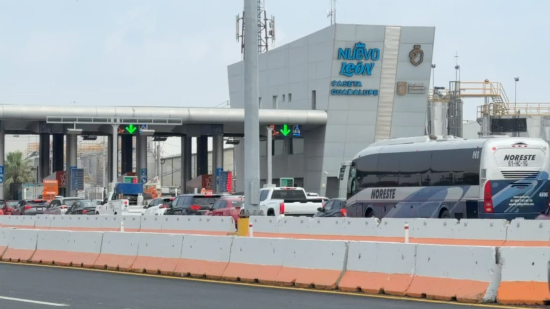 Reactivan Cobro de Peaje en Caseta Guadalupe Rumbo al Aeropuerto de Monterrey en Nuevo León