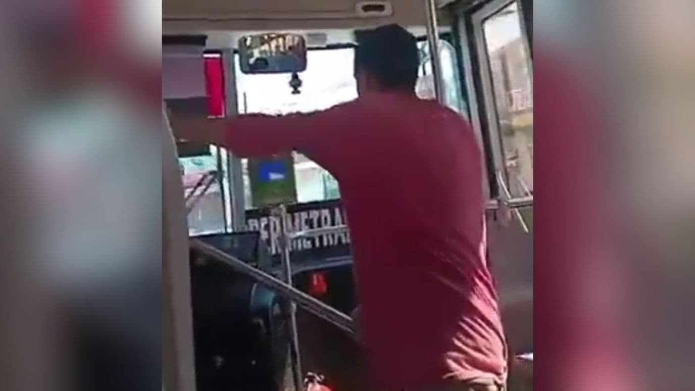 Pelea en camión