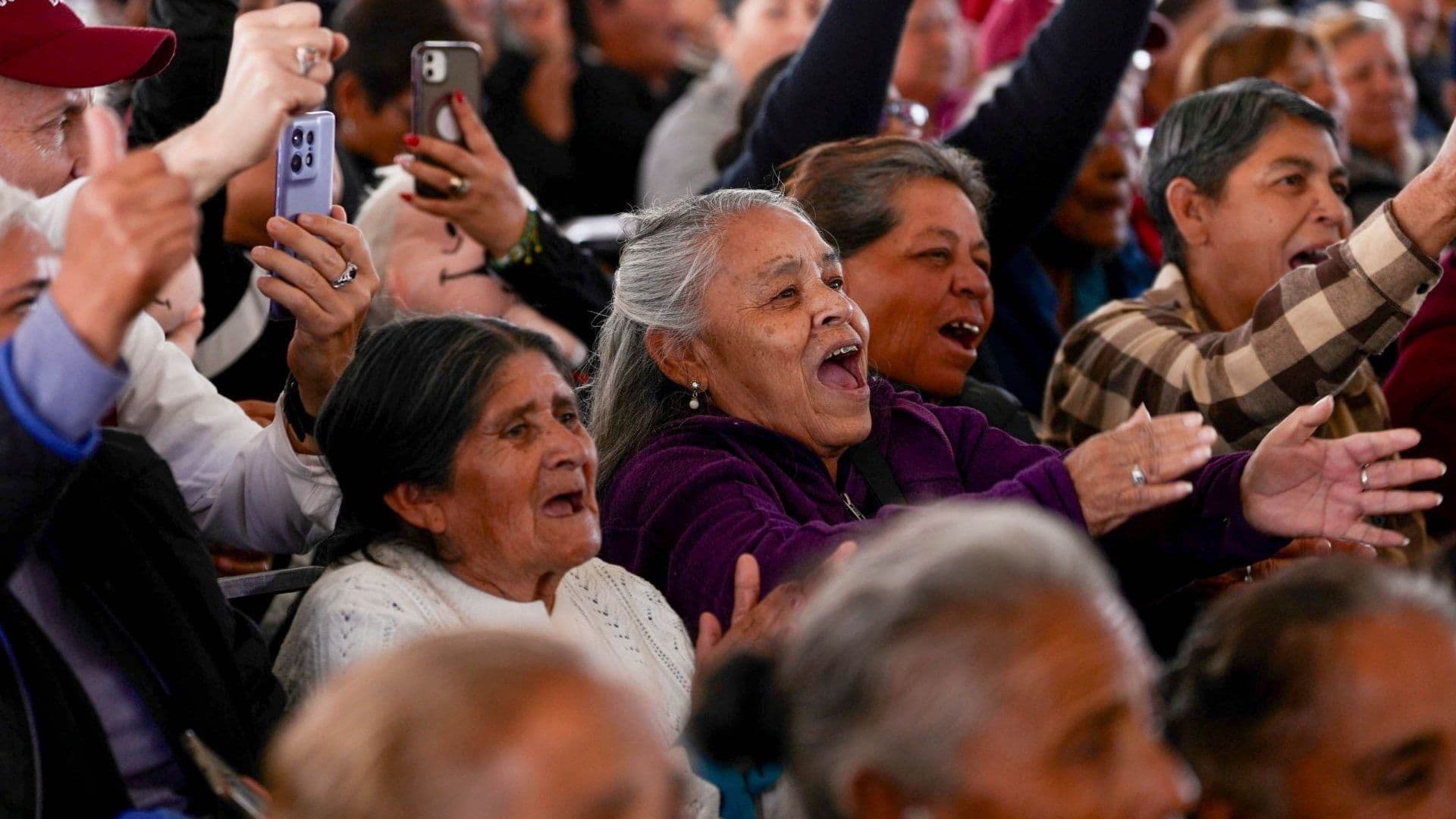 Mujeres beneficiarias de Pensión Mujeres Bienestar 2026