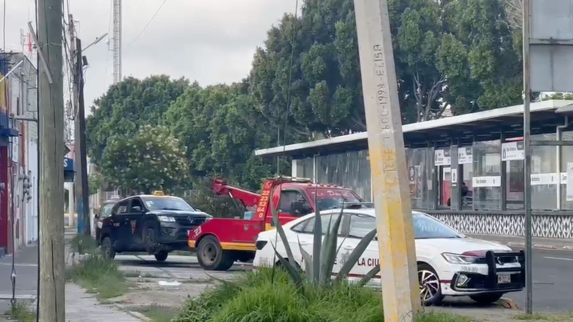 Persecución en el Bulevar 5 de mayo en Puebla.