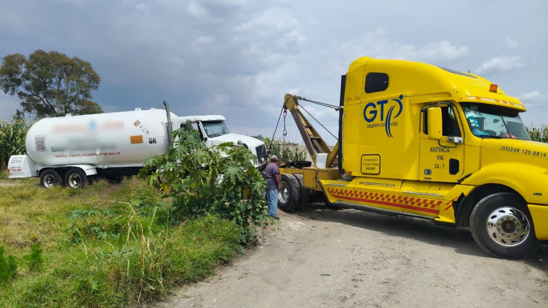 Pipa asegurada durante cateo en Santa María Cuaco