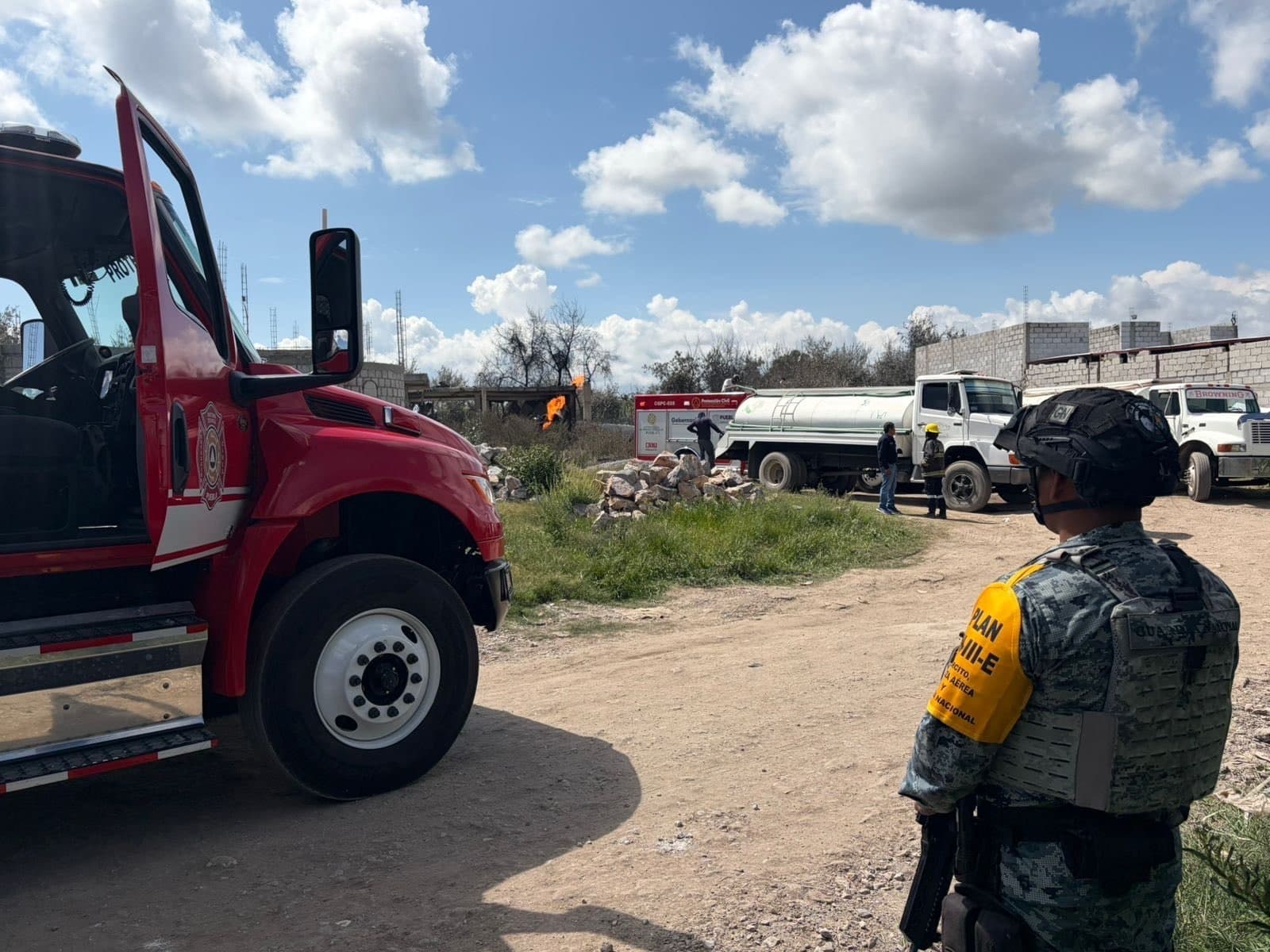 Confirman lesiones en tres personas durante la emergencia.